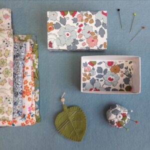 Le kit créatif de la mini boite à couture, un modèle Pique & Colegram