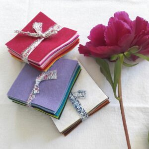 Assortiments de petits coupons de feutrine de laine pour vos petites créations