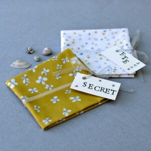 Le kit couture de la pochette souvenirs, une création Pique & Colegram