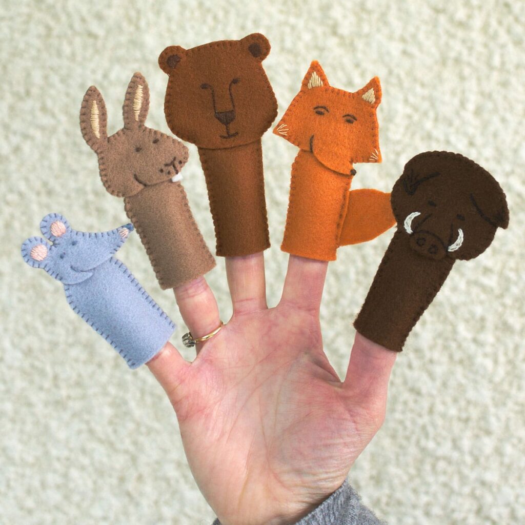 Le kit feutrine des marionnettes de la forêt, des marionnettes à doigt à confectionner soi-même