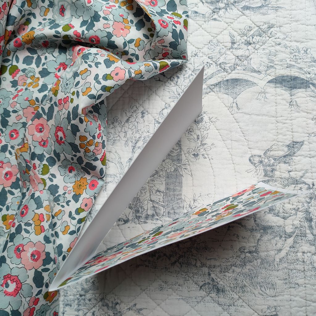 Le kit de la carte brodée Ballons