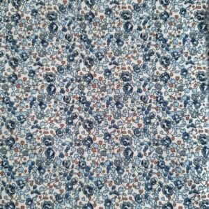 Pique & Colegram propose une sélection de tissus liberty dont le tissu Eloïse bleu